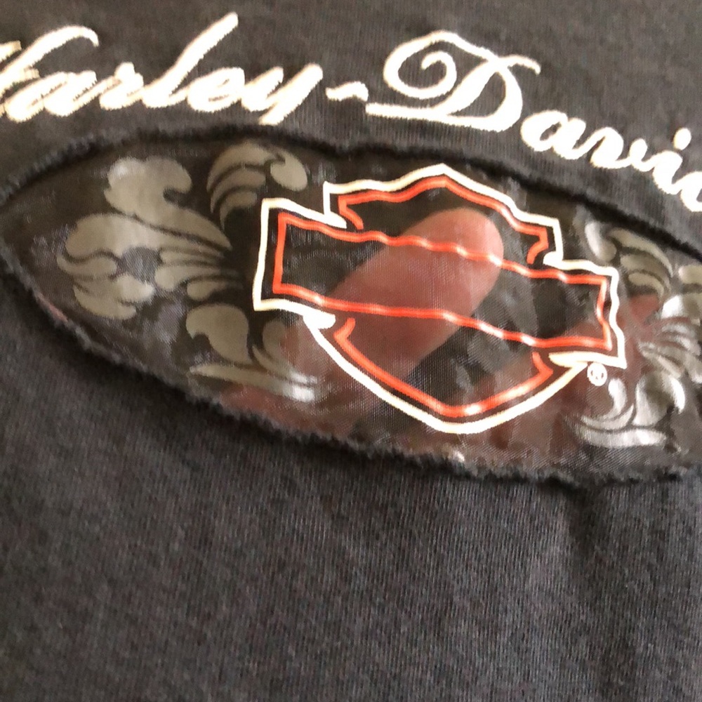 Given as Gift! Harley-Davidson Long-Sleeve Top - Picture 4 of 9